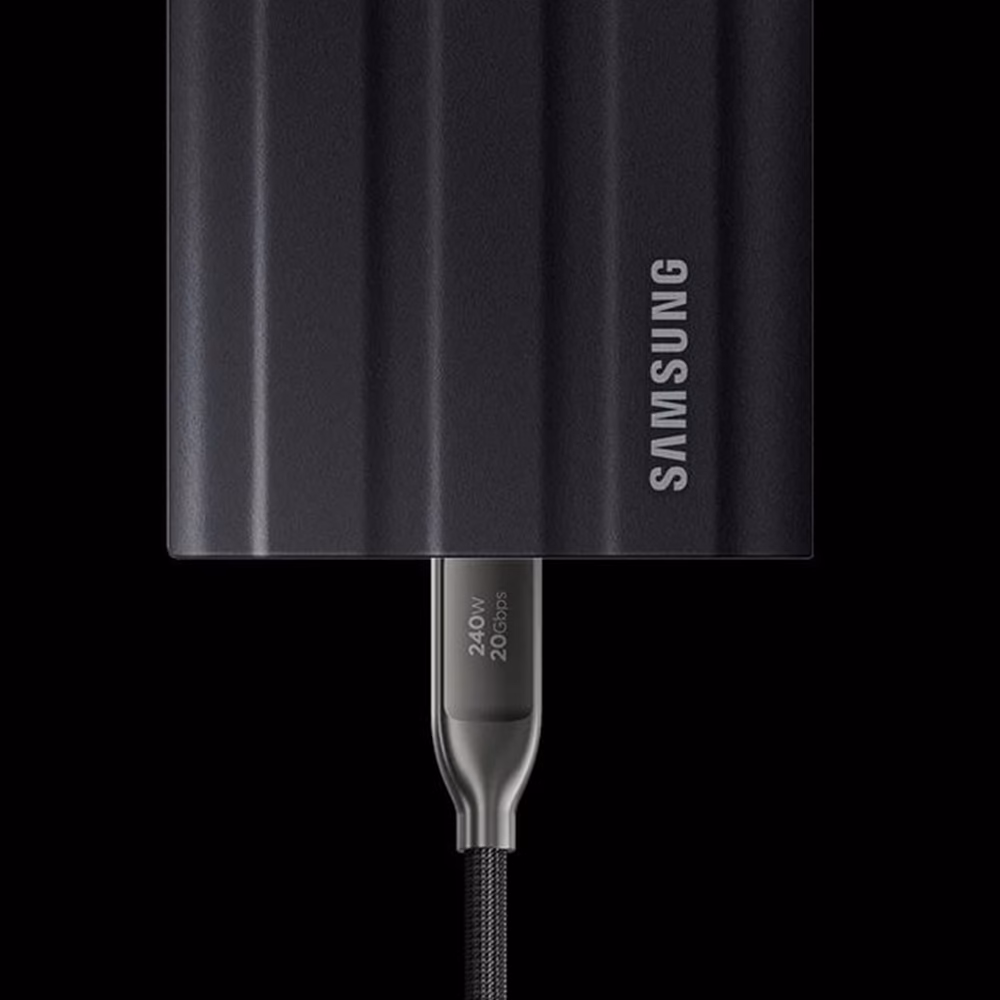 Підключення кабелю Nomad USB4 до Powerbank