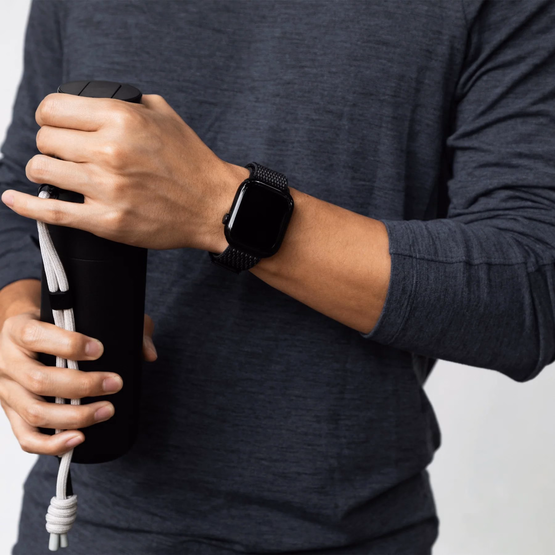 Відпочинок після спорту з Apple Watch та Native Union