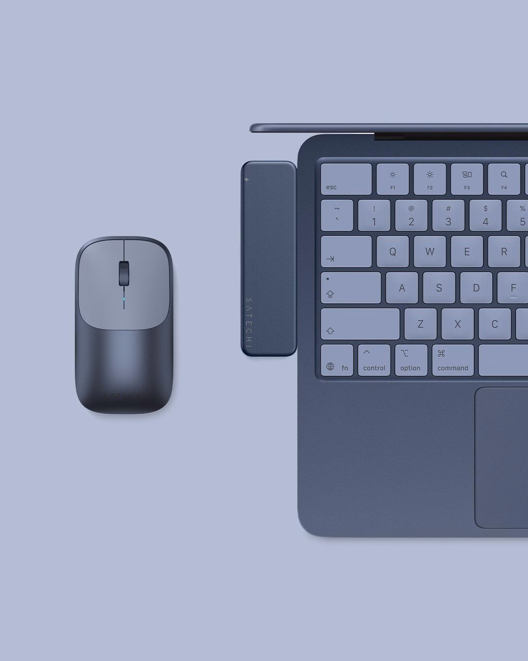 Синя миша Satechi Slim EX Indigo та хаб з MacBook