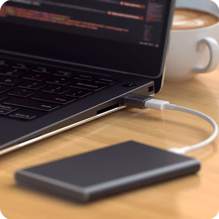 Перехідник Satechi з USB на Type-C Space Black (ST-A2TAUCC) для передачі даних