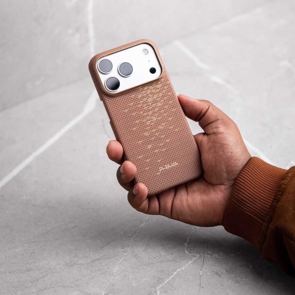 Чохол Pitaka Ultra-Slim Golden Glint для iPhone 17 Pro Max - 1