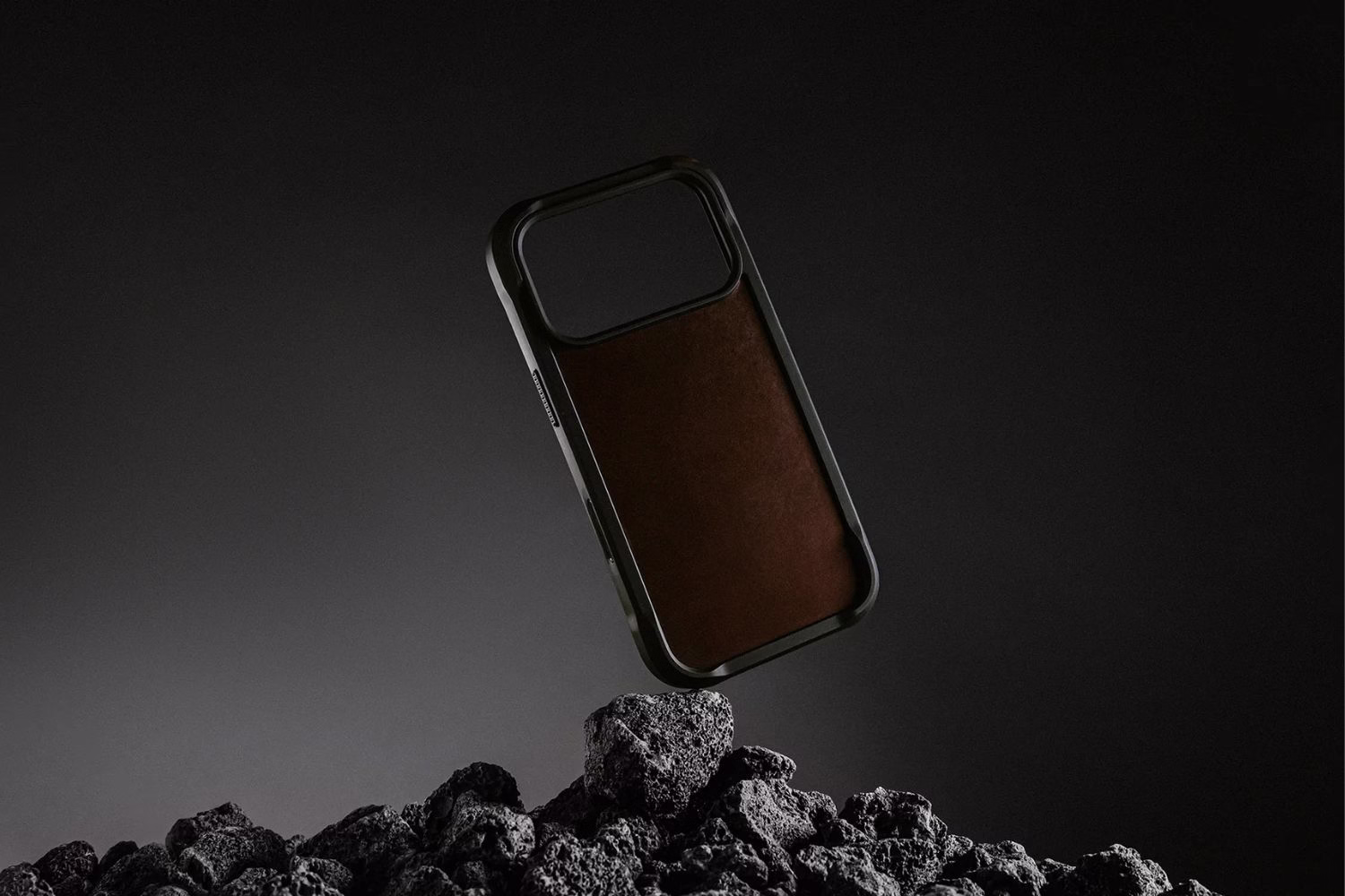 Шкіряний чохол Nomad Rugged Horween Rustic Brown для iPhone 17 Pro Max - 6