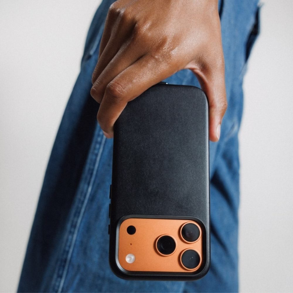 Шкіряний чохол Nomad Traditional Horween Black для iPhone 17 Pro - 5