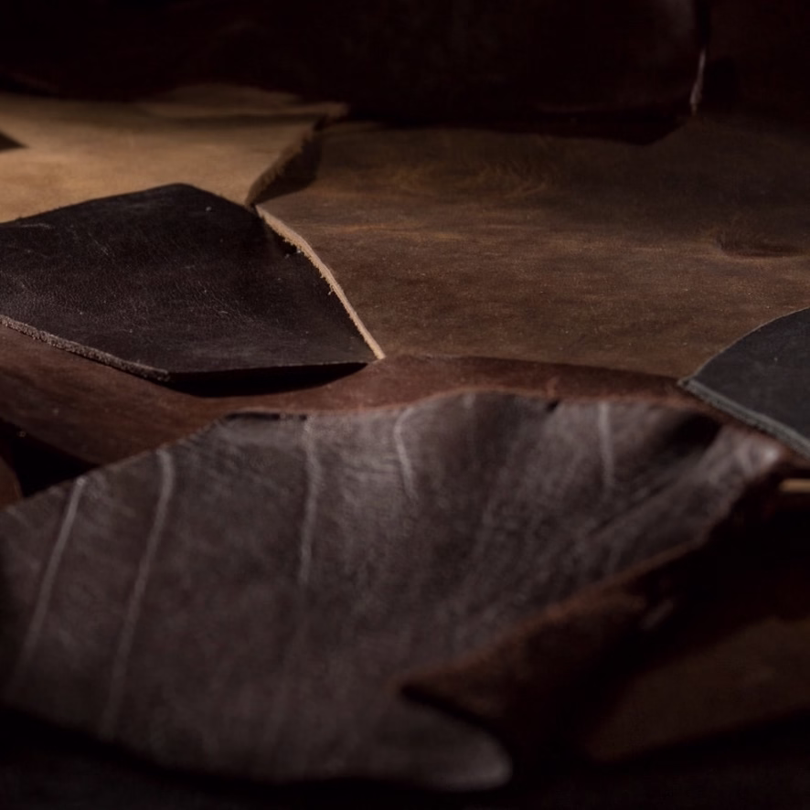 Шкіряний чохол Nomad Modern Horween Rustic Brown для iPhone 17 Pro Max - 3